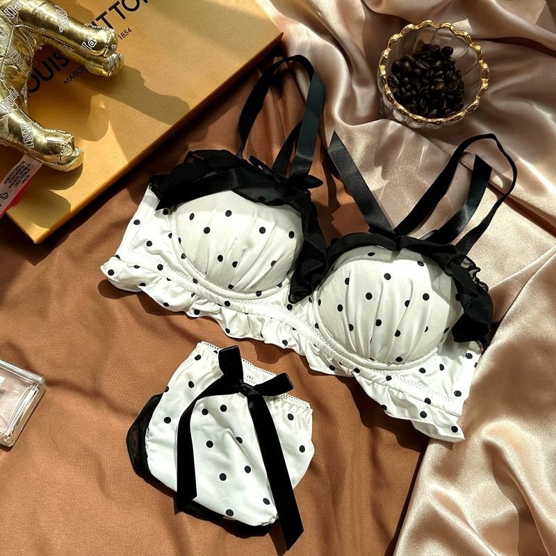 Underwire Bra Padded - ชุดชั้นในลูกไม้ลายจุดเซ็กซี่ บราบาง กระชับหน้าอกเล็ก เสริมทรงสวย ชุดชั้นในแบบมีโครง ใส่สบาย