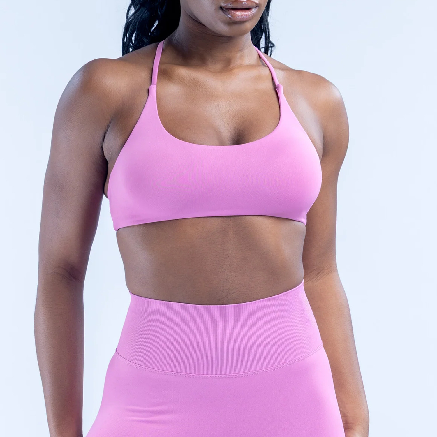 Sports Bra Racerback - เสื้อชั้นในกีฬาไร้ตะเข็บ LOGO แบบไขว้ สายบ่าบาง ดีไซน์โชว์หลังสวย เหมาะสำหรับฟิตเนส