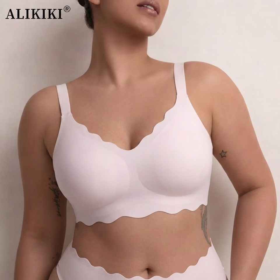 บราไร้โครงแบบไร้รอยต่อ ยกกระชั - T Shirt Bra Seamless บทวิจารณ์และราคา